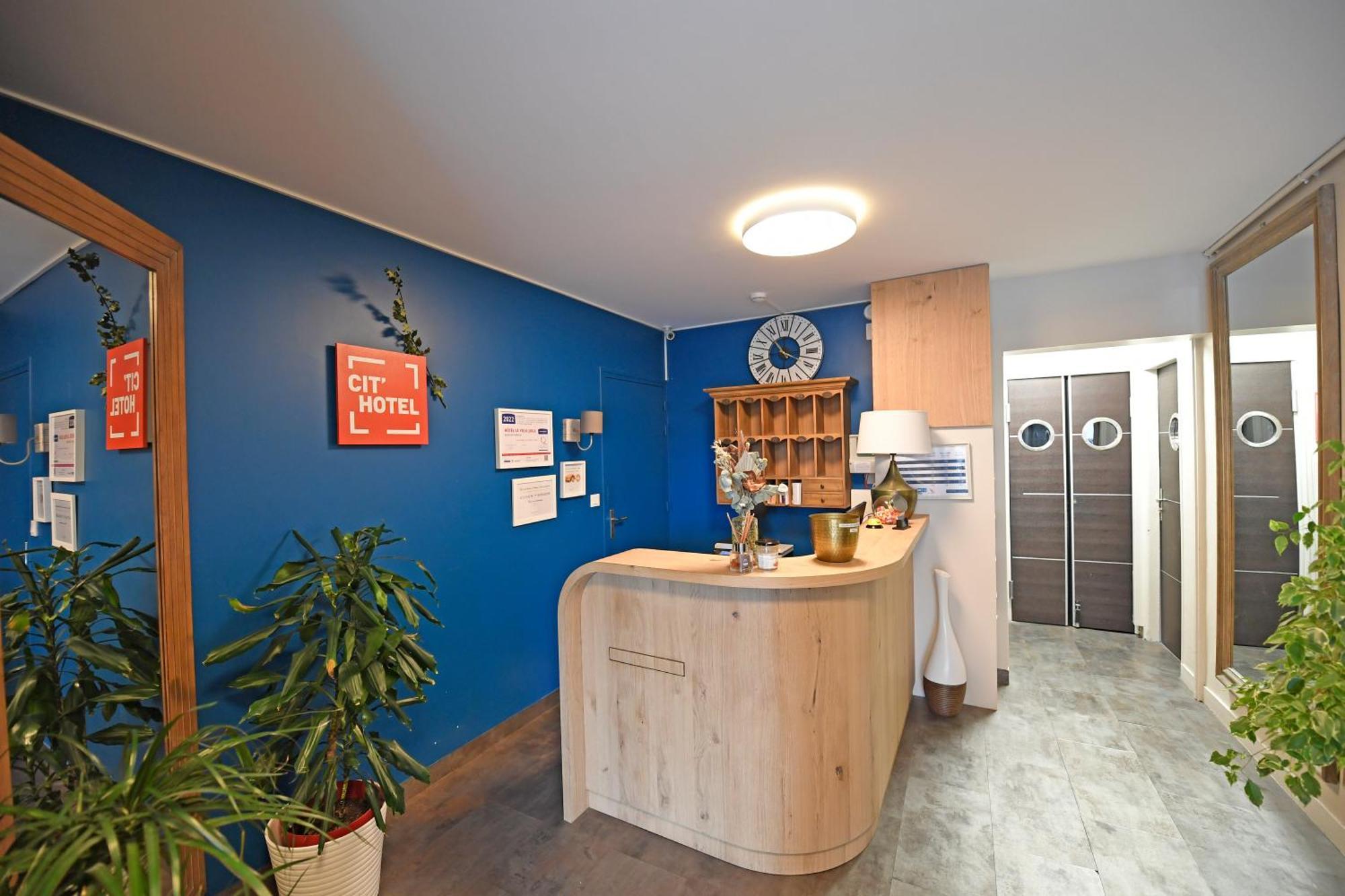 אגון קוטוויל Cit'Hotel La Villa Julia מראה חיצוני תמונה