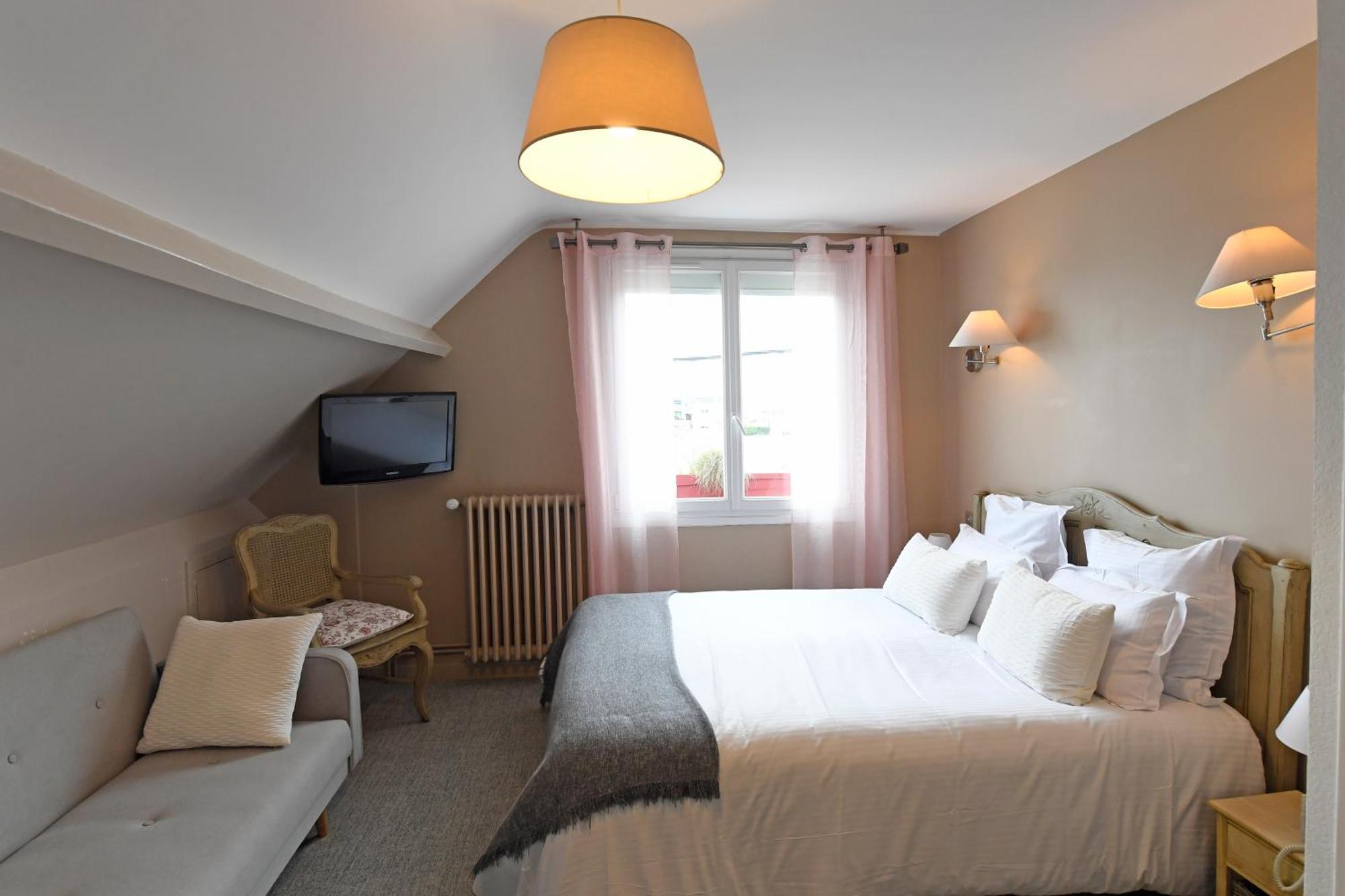 אגון קוטוויל Cit'Hotel La Villa Julia מראה חיצוני תמונה